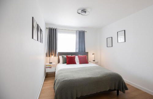 Bright & Modern Battersea Apartment, Free Parking & Fast Wi Fi - Foto 2