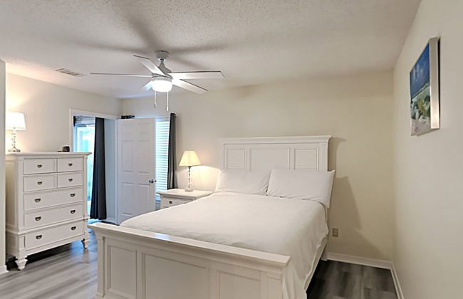 Tranquility Base - Photo 2