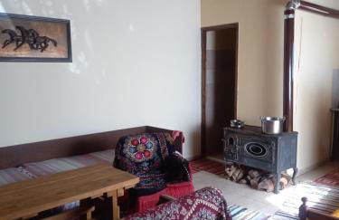 Manganiari Springs Cabin Retreat - Photo 2