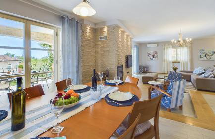 Rustic Villa Azzurra with pool in Sv Lovrec - Foto 9