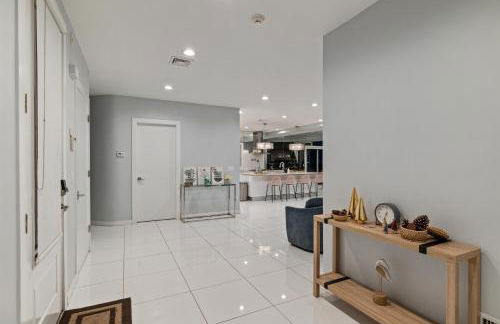 Piermont Waterfront Villa with Hot Tub - Photo 64