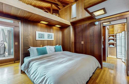 Oceanfront Elk House Bluff View Deck Near beach - Foto 32