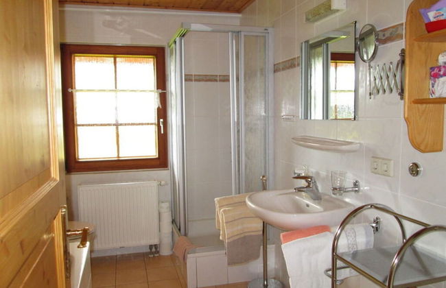 Pleasant Holiday Home With Balcony - Foto 6