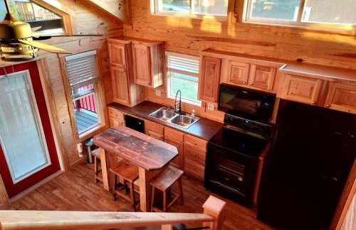 Lakefront Cottage with Hot Tub & Sunset Views - Foto 6