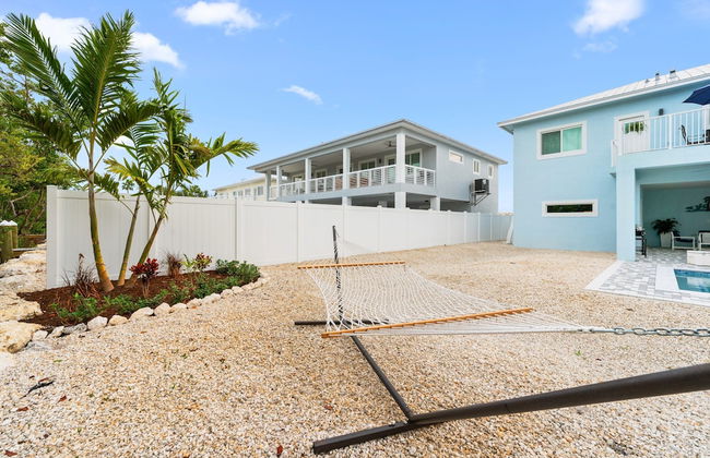 Blue Pearl New Waterfront Haven with Heated Pool ,70 Foot Dock, and More! - Foto 94