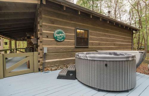 Modern Cabin with Luxury Gym, Firepit + Game Room! - Foto 37