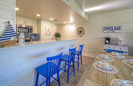 Beach Boardwalk Access Pool + Remodeled Interior Tropical Haven by Avantstay - Photo 16