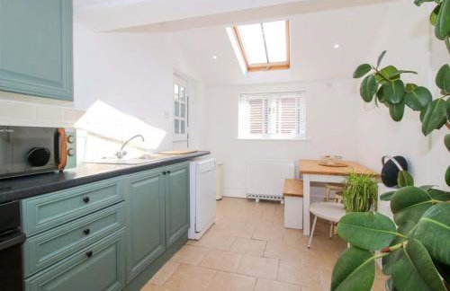 Cheshire Countryside Escape with Garden & Sunrise View - Foto 11