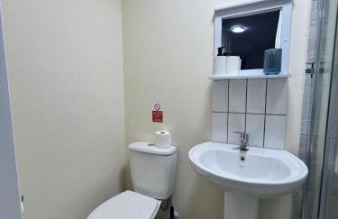 Modern Apartment Off-Road Parking-Twin Room Suite 4 - Foto 21