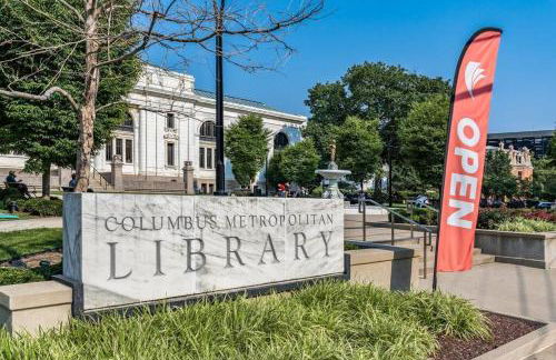 Designer 1-Bed Haven near Downtown! Pets Welcome! - Foto 11