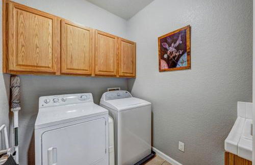 Marina Escape-Lake-Family-Fishing-Casino - Photo 8