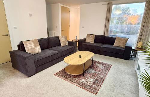 3 bedroom house with free parking - Foto 10