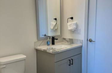 Lux, Spacious 2B Penthouse w/ Stunning Views - Foto 9