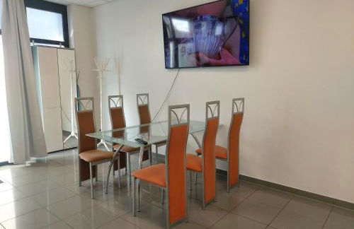 City J&L Apartment Zentrale Lage - Foto 63