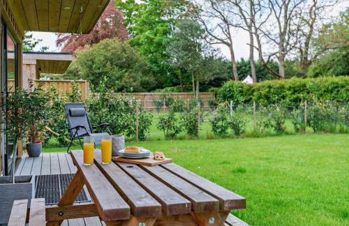 Luxury Silver Birch Lodge: Hot Tub/BBQ/Fire Pit - Foto 48