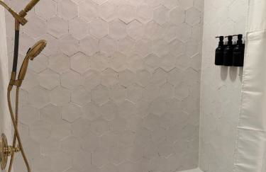 Private getaway in Studio City Hills universal - Photo 19