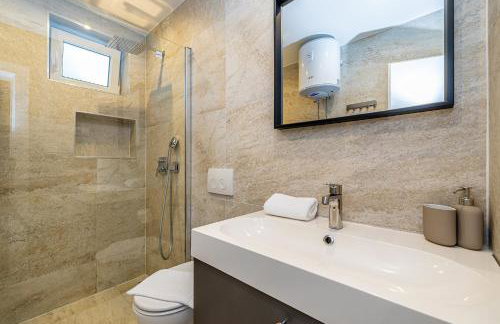 Villa Haya with heated pool - Photo 21