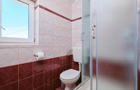 Gorgeous Home In Punta Kriza With Wifi - Foto 28