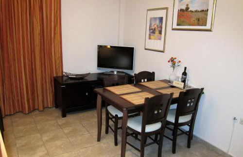 Estia Holiday - Foto 32