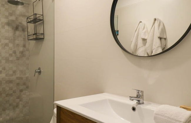 w Picturesque 2BR in the Heart of Miraflores - Photo 16