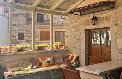 Holiday House Rea with BBQ and two terrace - Foto 1