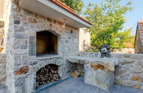 Holiday Home Rustic - Two Bedroom Holiday Home with Private Pool - Photo 26