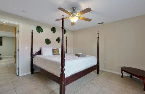 Poolside Cocoa Oasis w/ Tiki Bar! - Foto 64