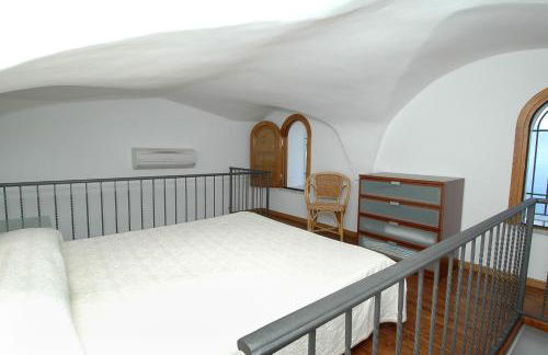 Amalfi 51 con vista mare, giardino e terrazze - Foto 9