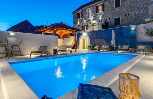 Charming Villa Perina with private heated pool - Photo 1