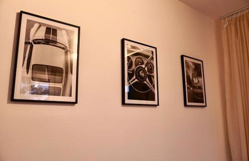 2,5 Zi Design Apt near Porsche Museum with Beamer, Netflix, PS5 - Foto 13