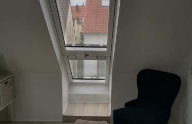 Dachzimmer mit Kochecke und Duschbad, nahe Messe - Foto 26