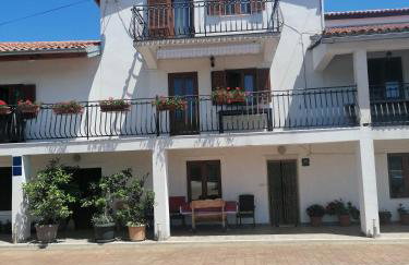 Apartments Vellico - Photo 13