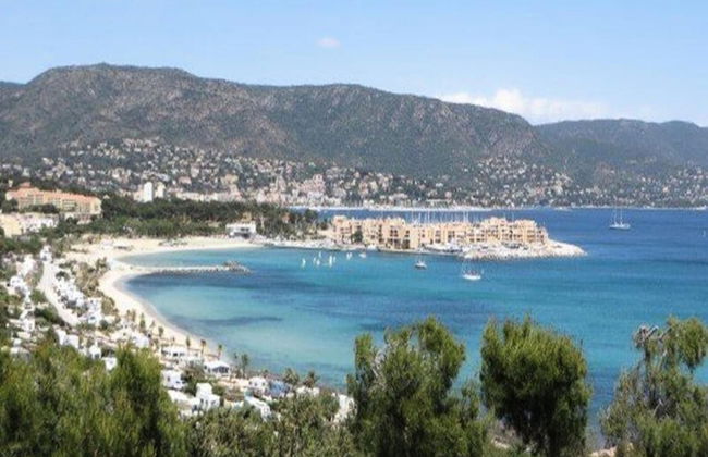 Luxury Holiday Home With hot Tub, in Zeeland - Foto 16