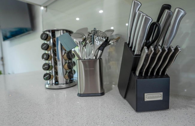 Uhost AI 1BR Sleek Modern Retreat - Foto 10