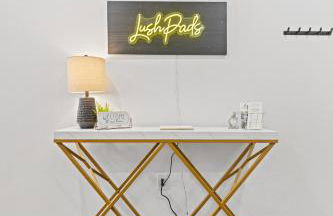 Elegant Urban Retreat in the Heart of Center City - Foto 12