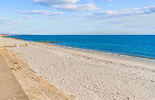 Gorgeous Home 1 mile to Beach and near Cape Cod Bikepath - Foto 3