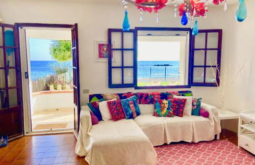 Paradise Beachfront Villa, Porto Columbu, Sardinia - Foto 1