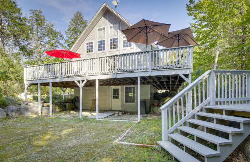 Frye Island Family Cabin with Lake and Beach Access! - Foto 34