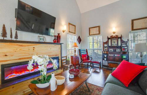 Anglers Haven! Cedar Creek Reservoir Getaway - Photo 1