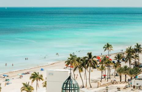 SUN VILLA Heated Pool Near Hard Rock & Beach - Foto 43