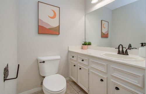 4BD - Pool & Movie Theater - Lake Conroe Nearby - Foto 22