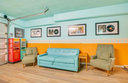 Stunning MCM Escape with Mtn Views in San Bernardino - Foto 29