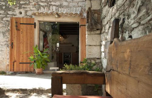 Stone house Na Rudini - Photo 9