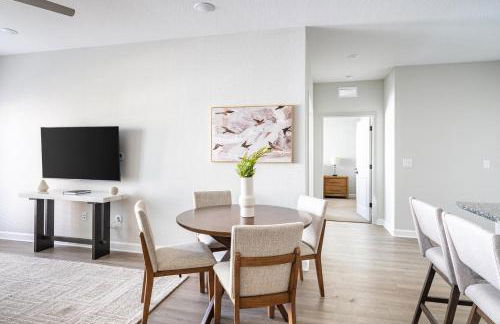 Landing Stylish 2BD Pool Gym - Foto 11