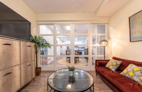 Prime Location Bilbao | 4BR, 2BA & Parking - Foto 7