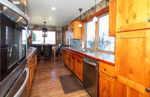 Waterfront Luxury Family Retreat - Foto 38