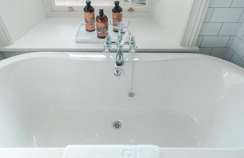 The Jodrell Luxury Suites - Photo 48