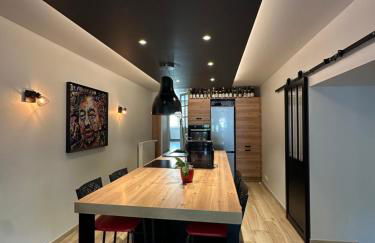 Maison de charme Centre-Ville - WIFI Netflix - Terrasse - 2 cours extérieures - Foto 7