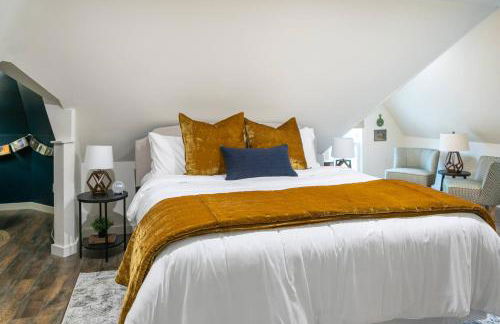 Charming Historic Upper | Walk to Downtown, Lakes - Foto 39