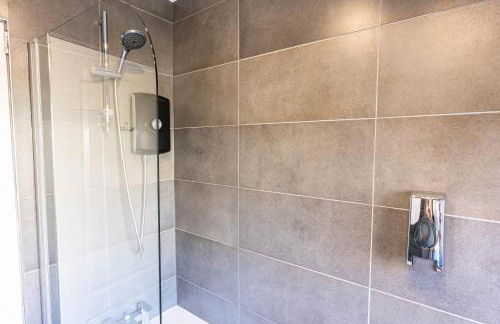 Paisley with Parking & Balcony - Pass the Keys - Foto 42